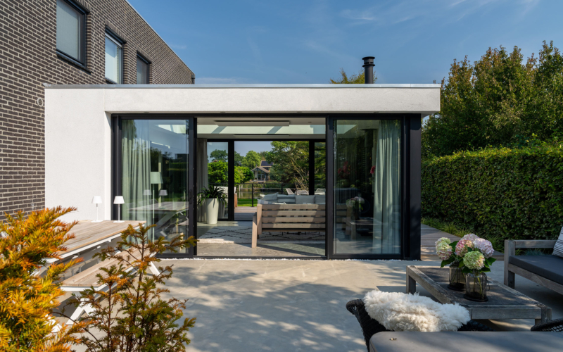 Geisoleerde serre aanbouw