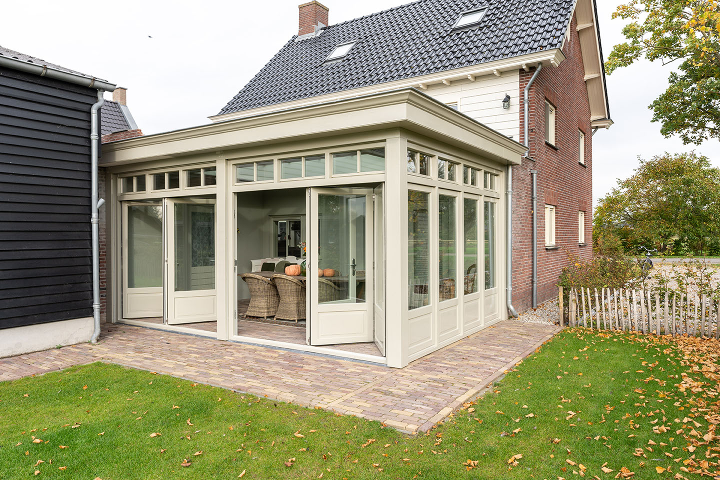 Landelijke serre in Wijk en Aalburg